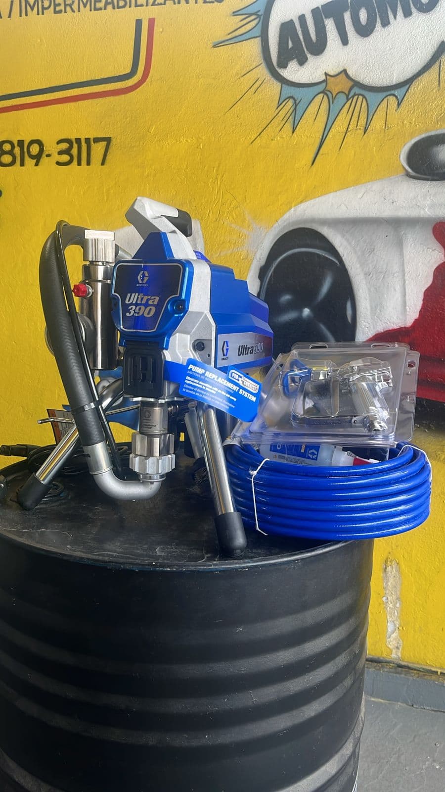 Graco Ultra 390 na fachada da HSS Tintas